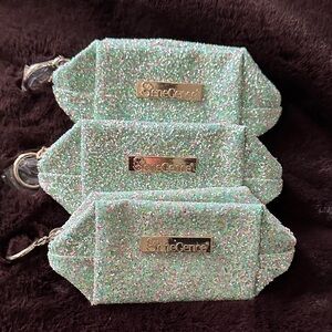 SeneGence Sparkling Mint Cosmetic Bag Set